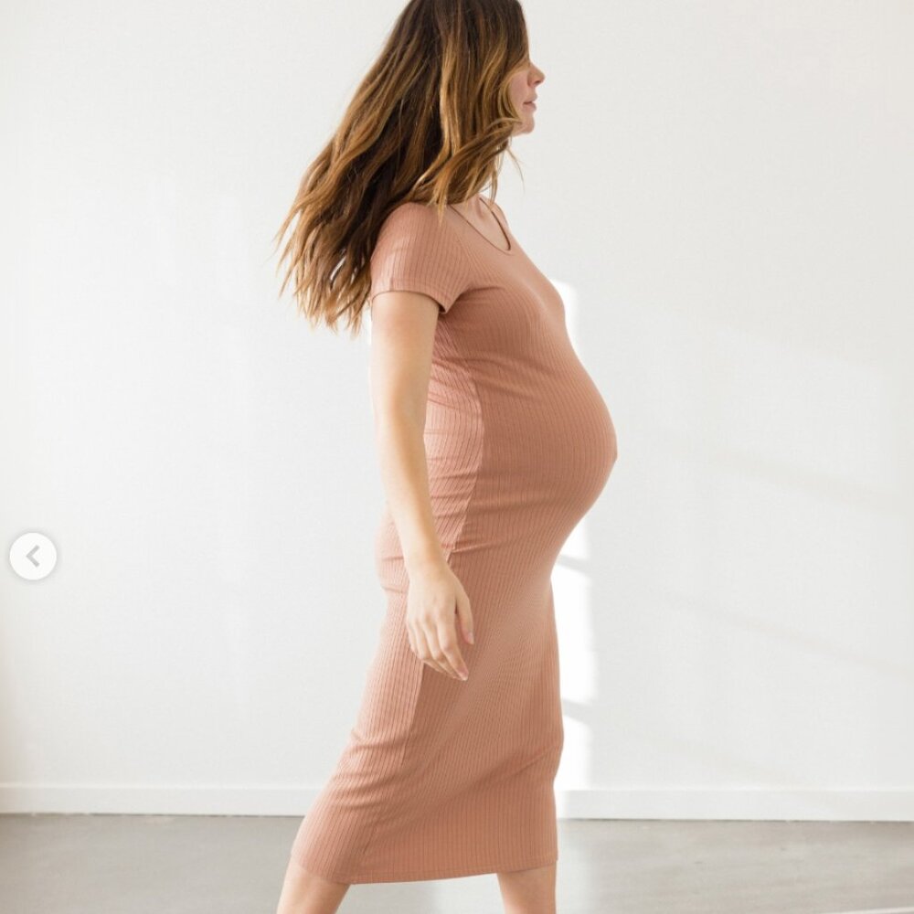 Storq Maternity Comfiest Rib T-shirt midi dress in hazelnut - Size S